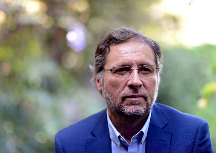 Rafael Sagredo es candidato al Premio Nacional de Historia 2022